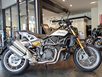 FTR R CARBON：登録済未使用車  　検査2028年3月まで　メーカー保証2027年3月まで