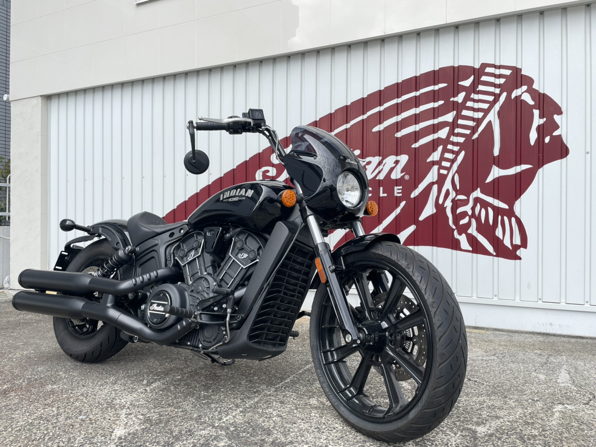 2023　Scout Rogue　BlackMetallic