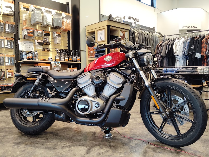 2023　ナイトスター　RH975　レッド　ワンオーナー　35km　検査残2028.3